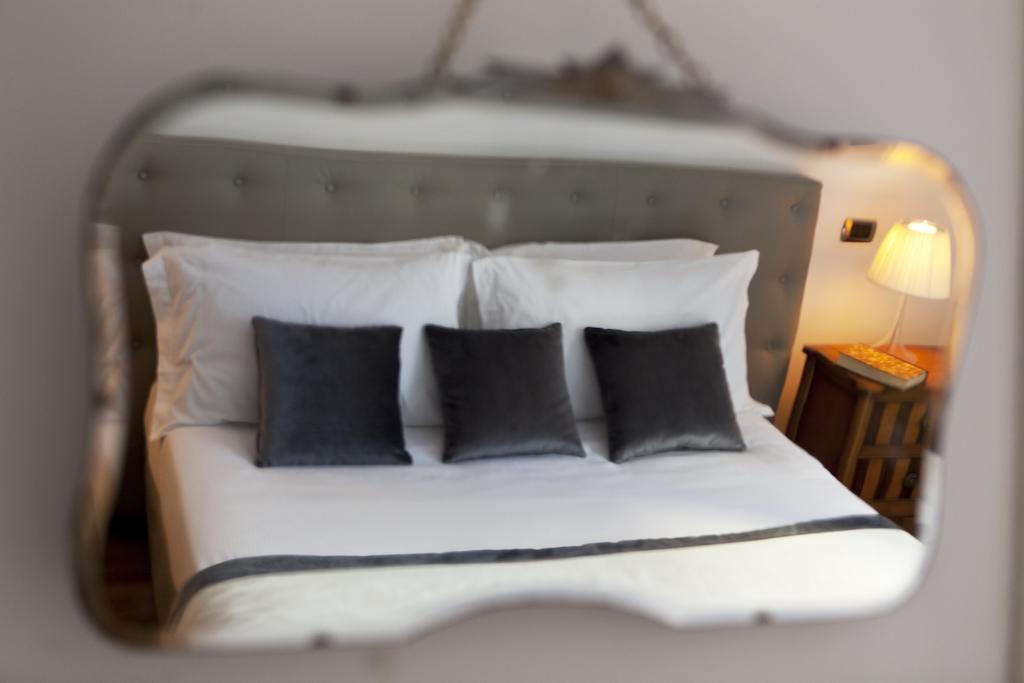 Garibaldi Suites Piazza Di Spagna Roma Quarto foto